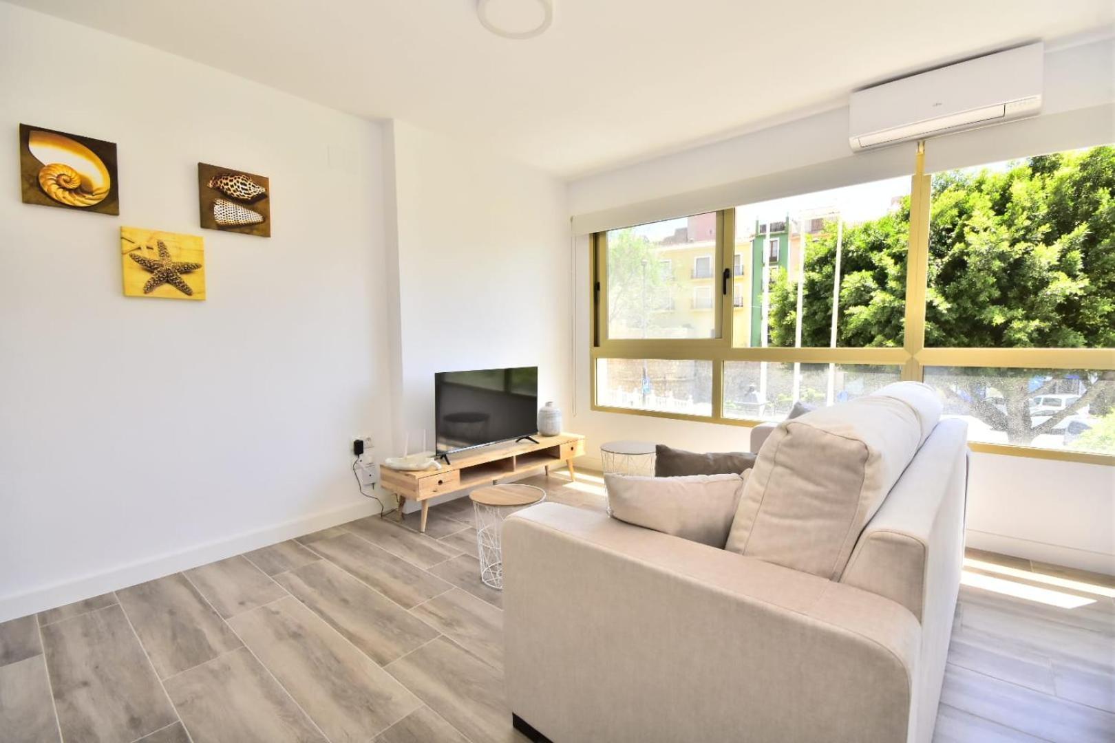 Villajoyosa Skyinn Luaran gambar